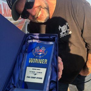 Meet your Posher, Dennis